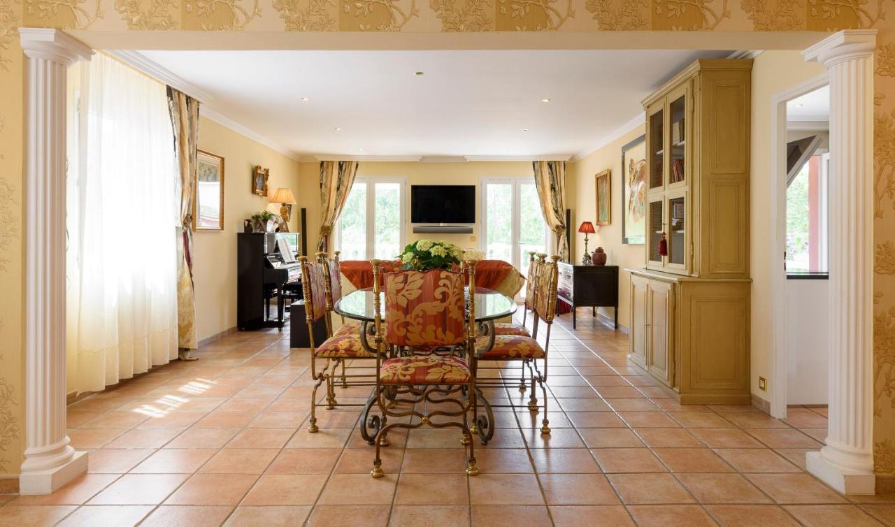 La Maisonnette Du Clos La Roquette-sur-Siagne Εξωτερικό φωτογραφία