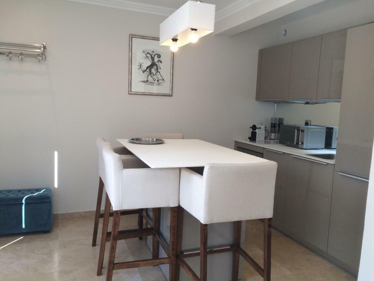La Maisonnette Du Clos La Roquette-sur-Siagne Εξωτερικό φωτογραφία